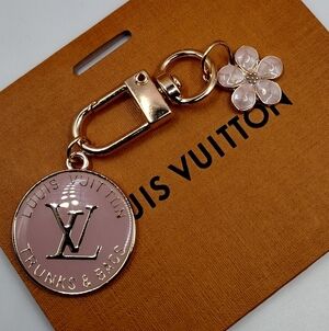 Louis Vuitton Zipper Pull, Authentic. Light Pink, 25mm